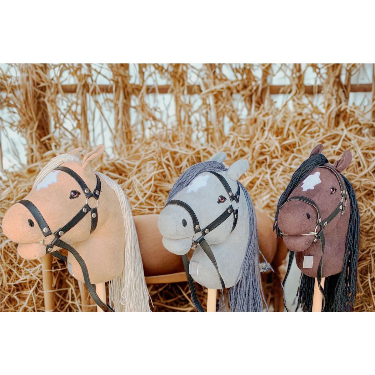 ByToiZZ HobbyHorse open mond blond