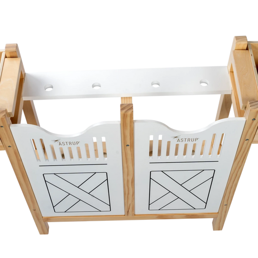 Paardenbox voor 4 Stokpaarden ByASTRUP