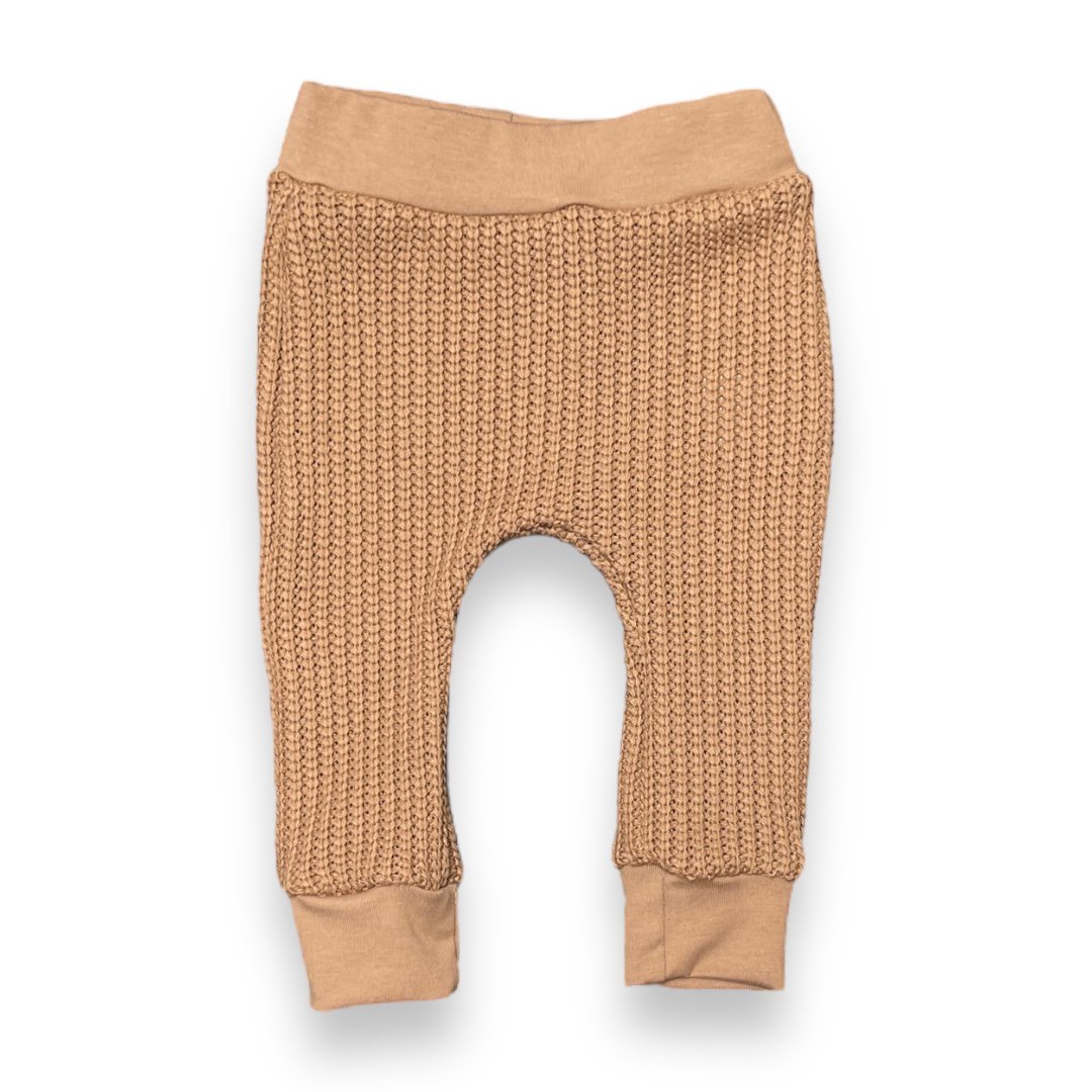 Newborn Jogger Grof Gebreid Feathers - Cacao