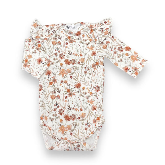 Baby Rompertje Lange Mouw Ruches Feathers - Waterbloemen