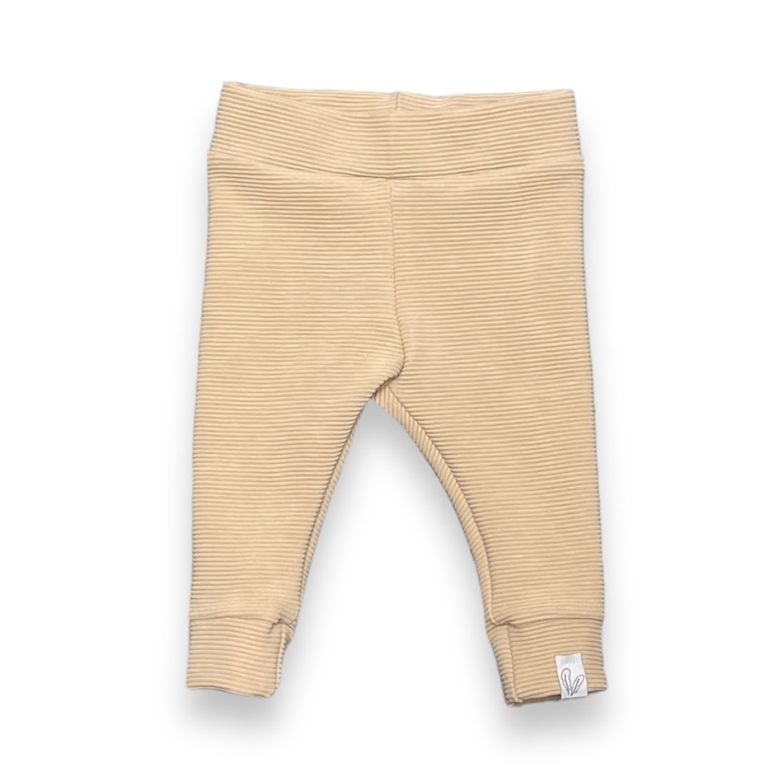 Newborn Broekje Rib Feathers - Zand